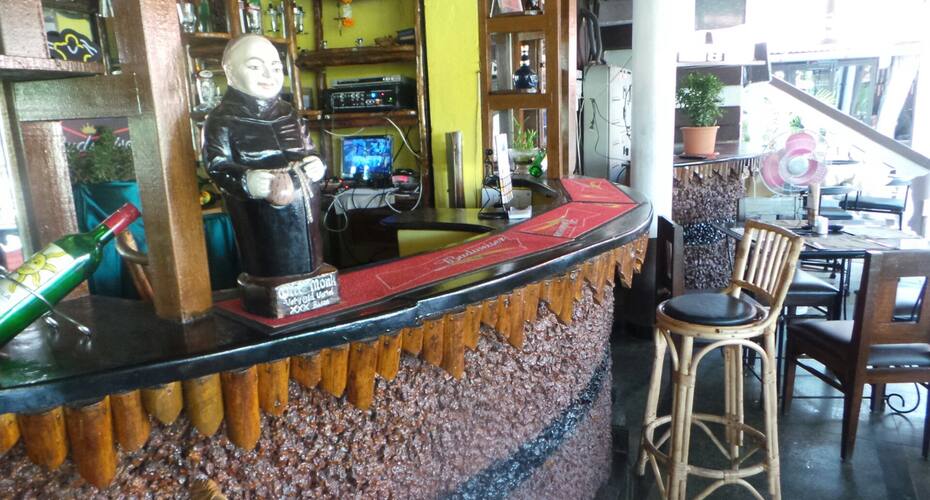 Mike's Place, Goa 2